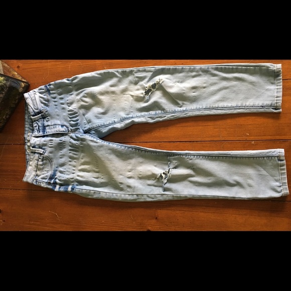 Bluenotes Light-wash Capris, Size 27 - Picture 1 of 5